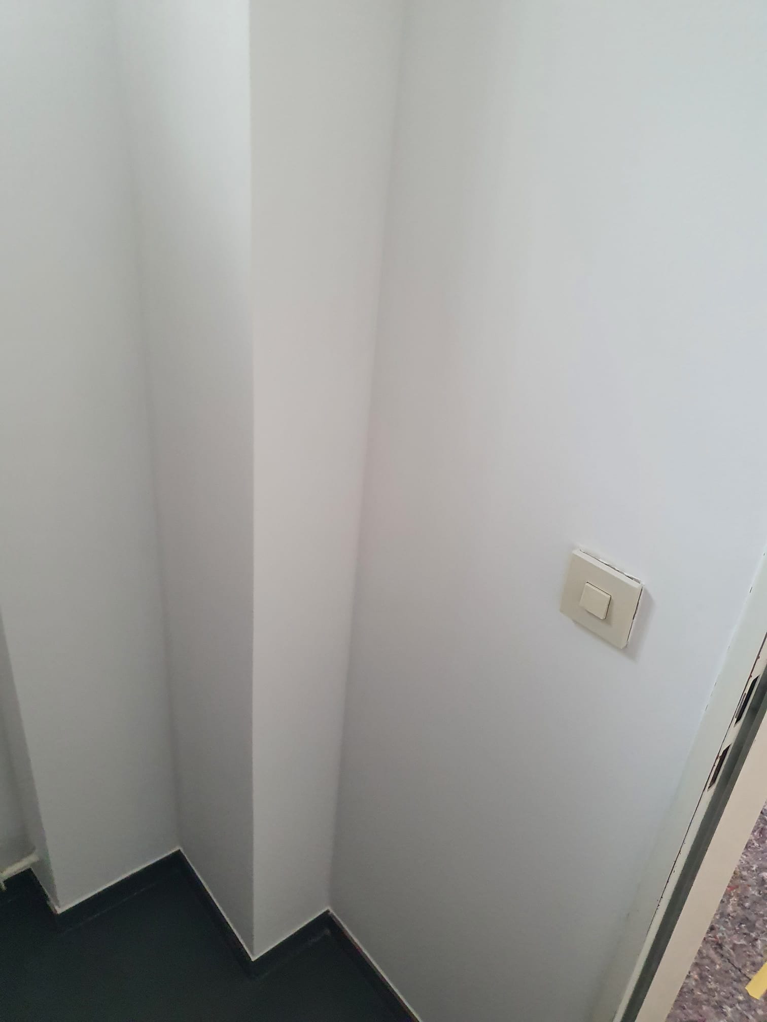 Weiße Wand - Malerarbeiten in München