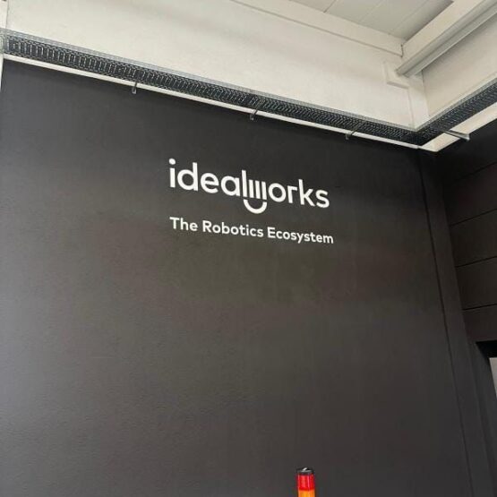 Wandgestaltung Firmenlogo in München